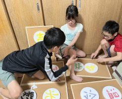 第4回コラボ展の手伝いを子供たちにしてもらいました!
